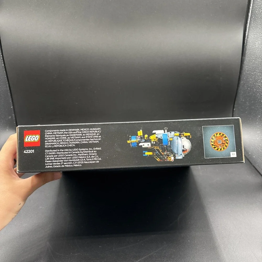 LEGO Technic Deep-Sea Research Submarine 42201 Building Toy 413 pcs NEW Sealed